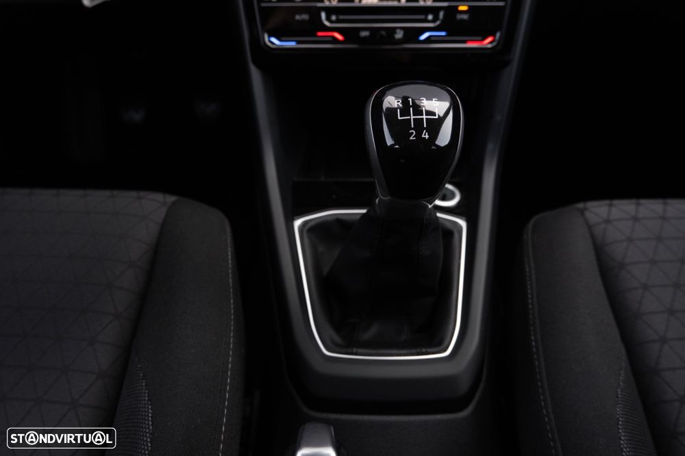 VW T-Cross 1.0 TSI - 16