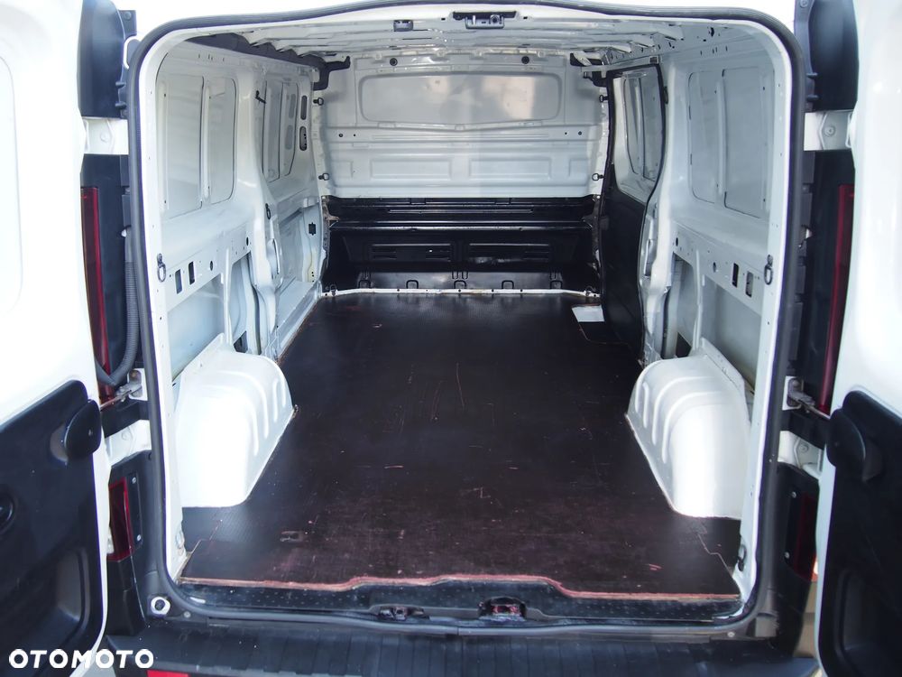 Opel VIVARO - 16