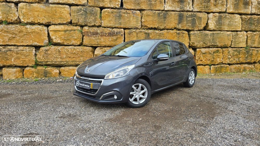 Peugeot 208 1.2 PureTech Style - 1