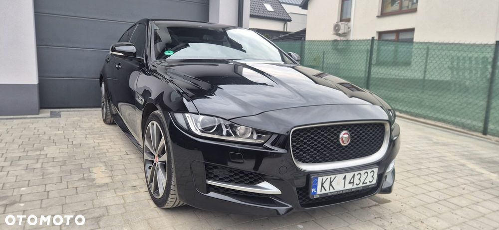Jaguar XE 20d AWD R-Sport - 7