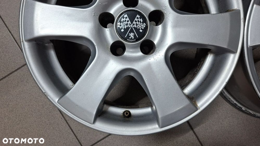 Felgi Aluminiowe 15 Toyota 5x100 ET 27 Autec Baltic - 3