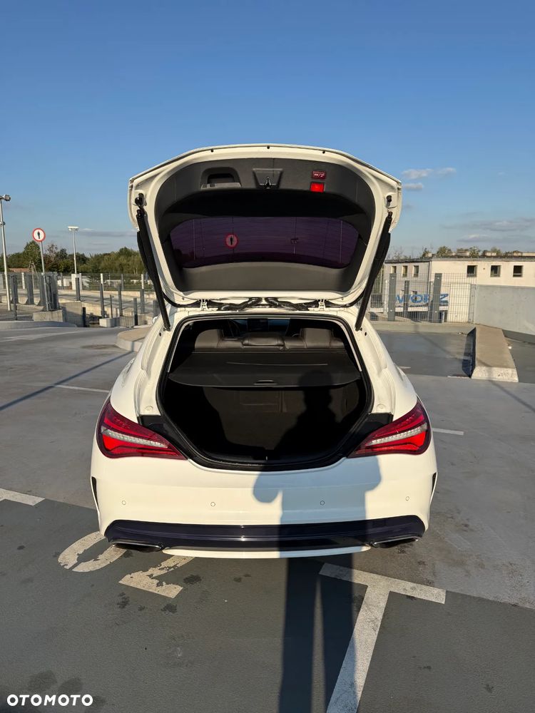 Mercedes-Benz CLA 220 4-Matic - 6