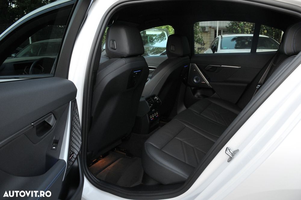 BMW Seria 5 520d Aut. - 9