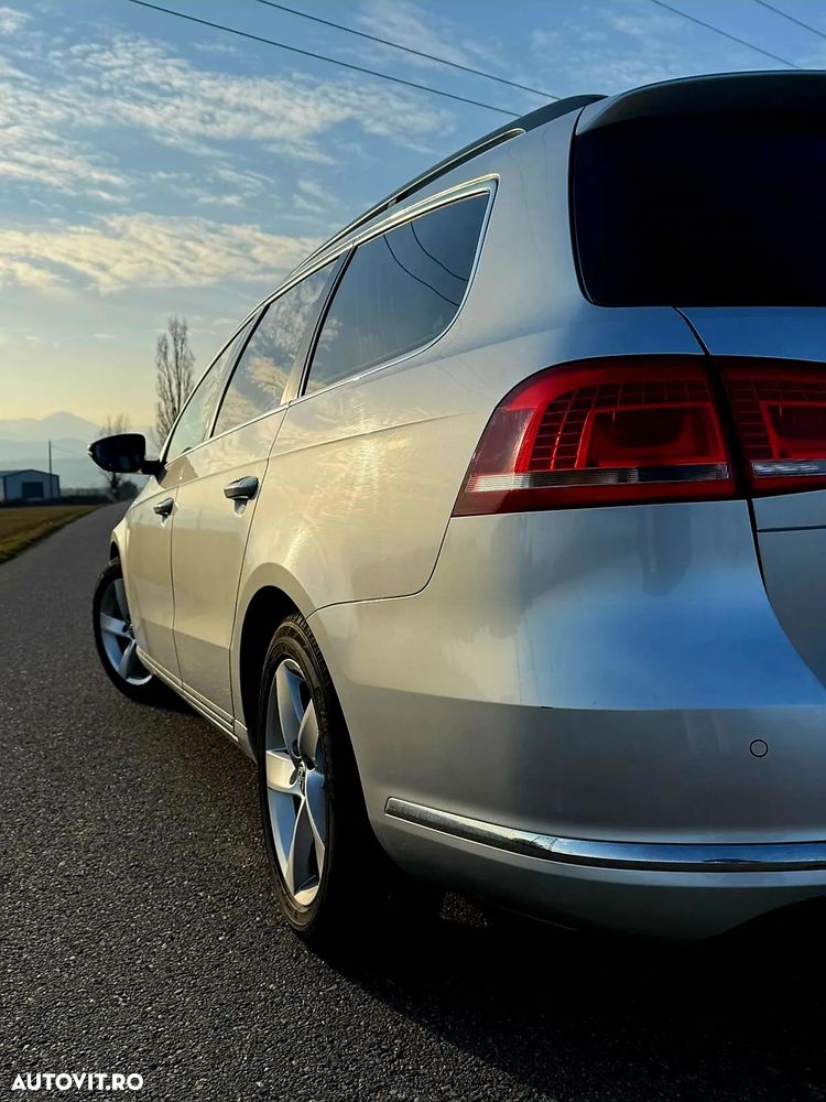 Volkswagen Passat 2.0 TDI BlueMotion Technology DSG Highline - 4