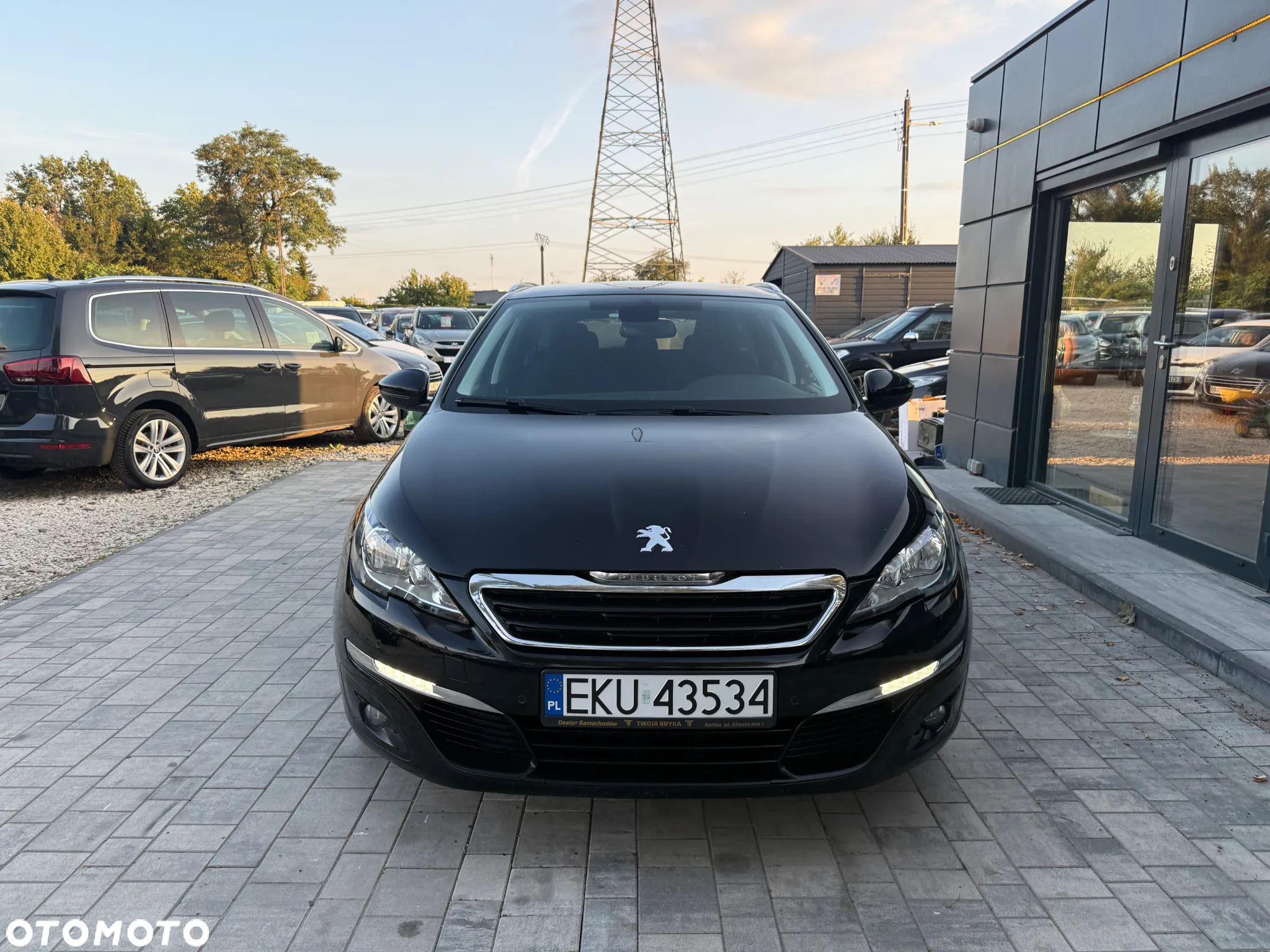 Peugeot 308 HDi FAP 90 Tendance - 11