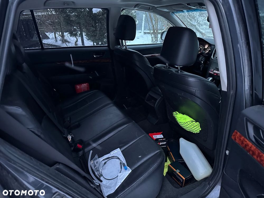 Subaru Outback - 9