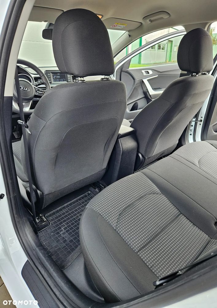 Kia Ceed 1.4 T-GDI S - 6
