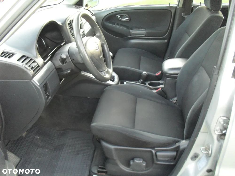 Suzuki Grand Vitara 2.0 HDi - 6