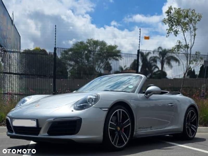 Porsche 911 Carrera 4S PDK - 3