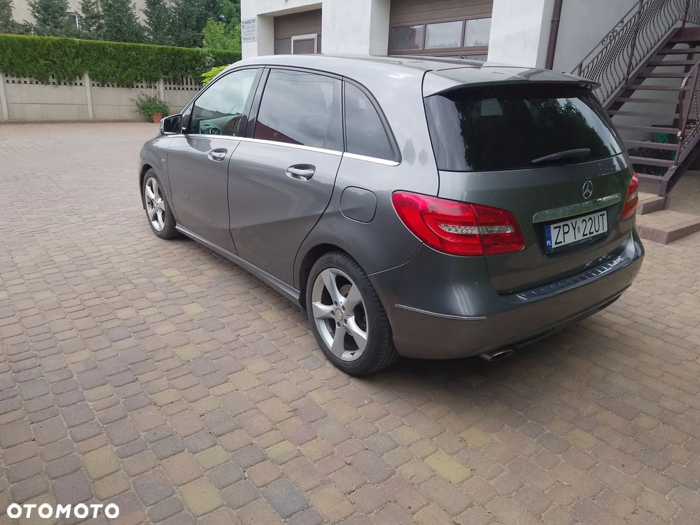 Mercedes-Benz Klasa B 180 CDI - 4