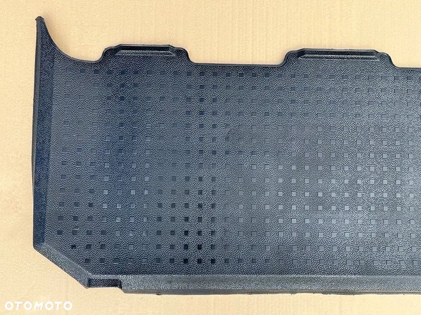 WYKŁADZINA KABINY MATA PODŁOGA GUMOWA GUMA TYŁ TYLNA VW T5 LIFT T6 DOKA BRYGADÓWKA 7J7863731 - 2