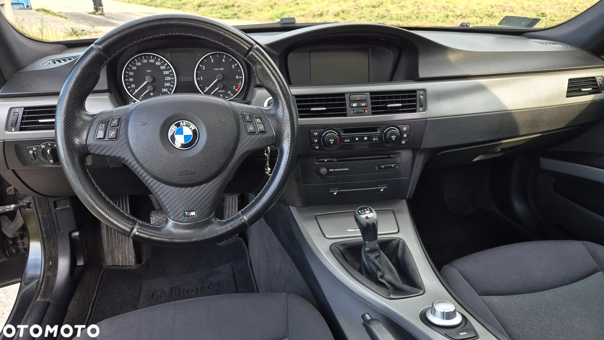 BMW Seria 3 320i - 17