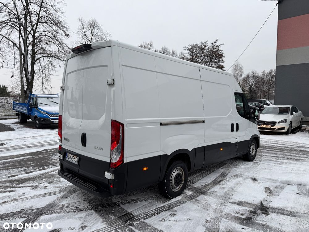 Iveco DAILY 35S16 L3H2 - 3