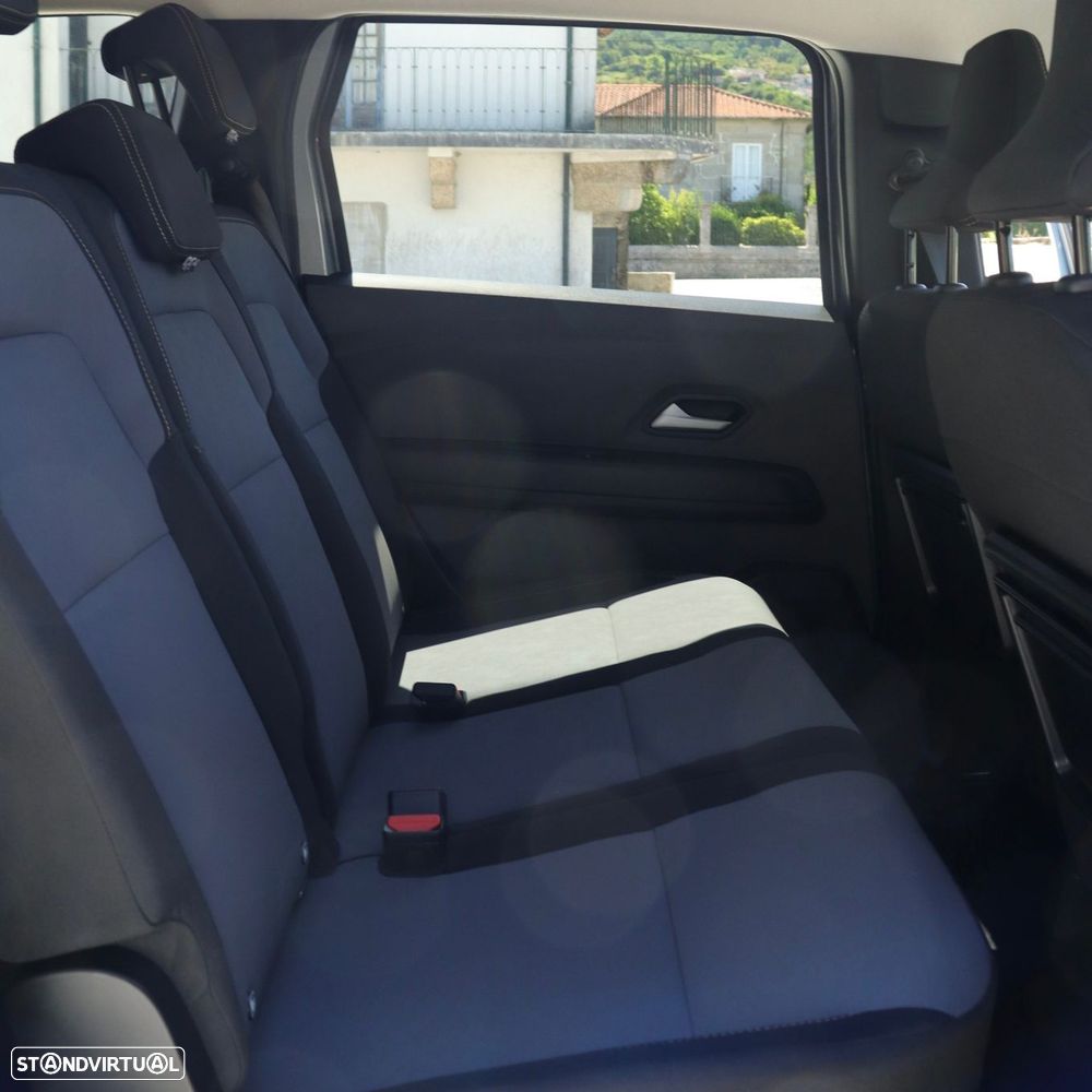 Dacia Jogger 1.6 SL Extreme 7L - 30