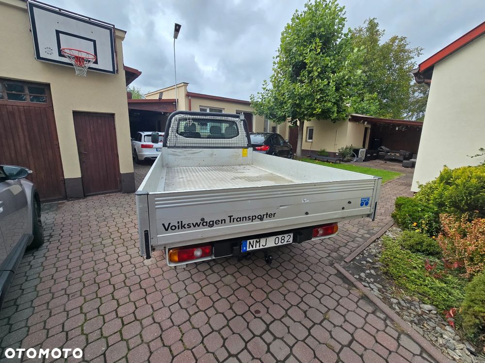 Volkswagen T5 - 23