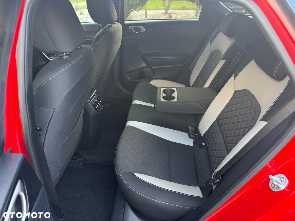 Kia ProCeed 1.6 CRDi DCT7 SCR GT LINE - 25