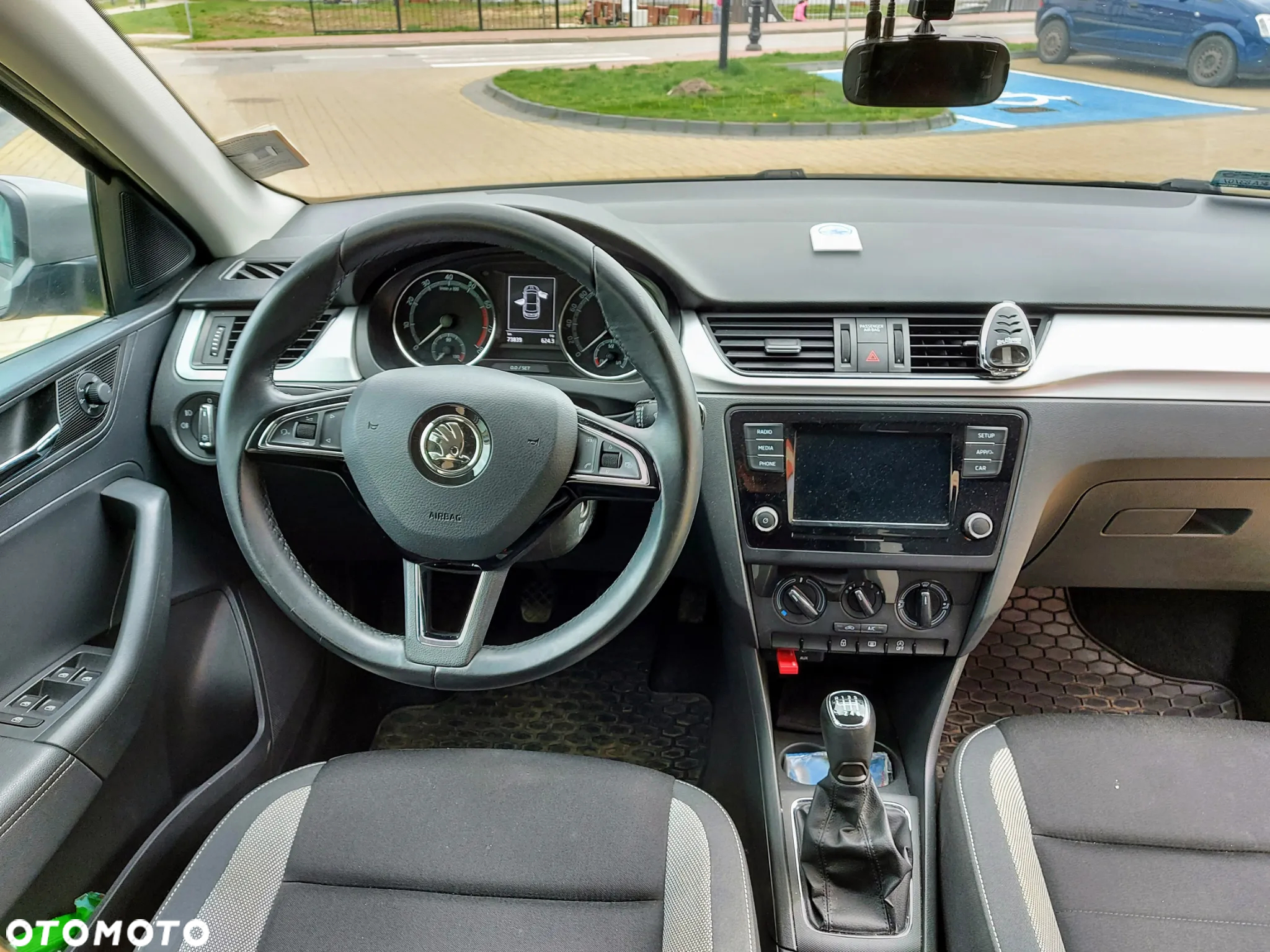 Skoda RAPID 1.0 TSI Ambition - 11