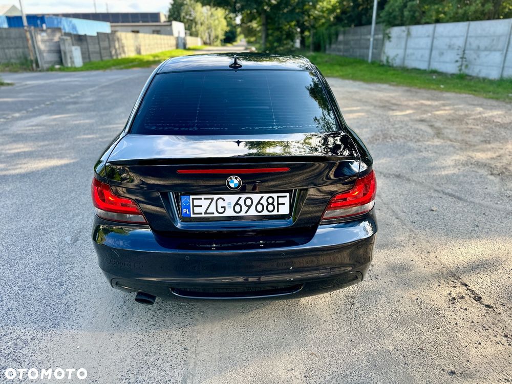 BMW Seria 1 123d Edition Sport - 8