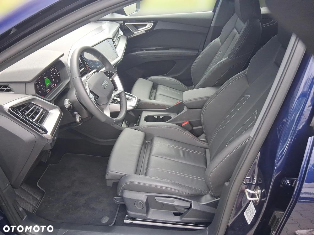 Audi Q4 e-tron 45 82kWh Advanced - 13