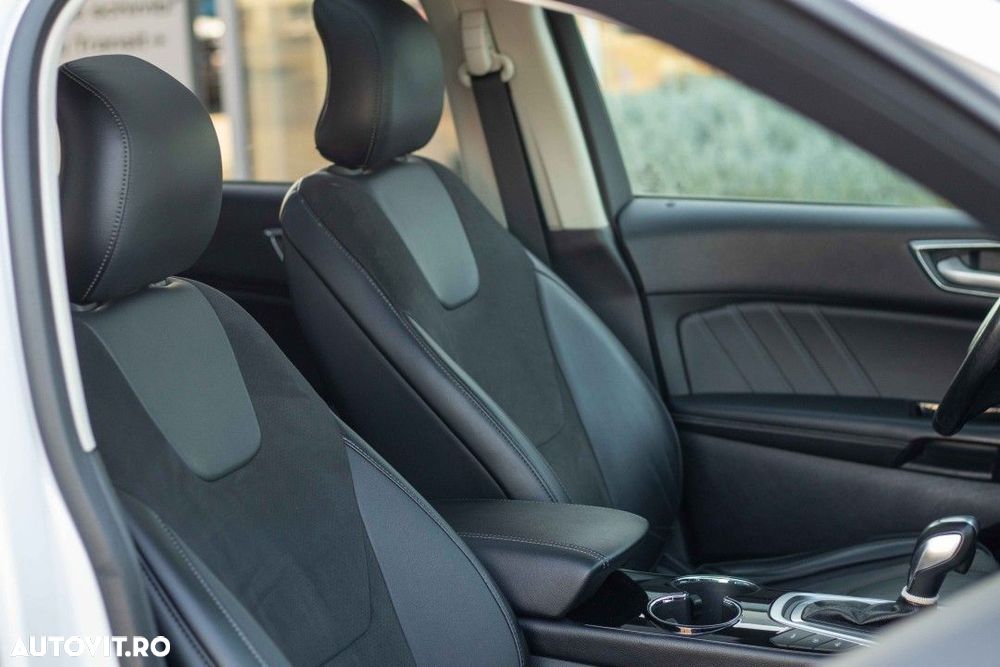 Ford Edge 2.0 TDCi Powershift Sport - 27