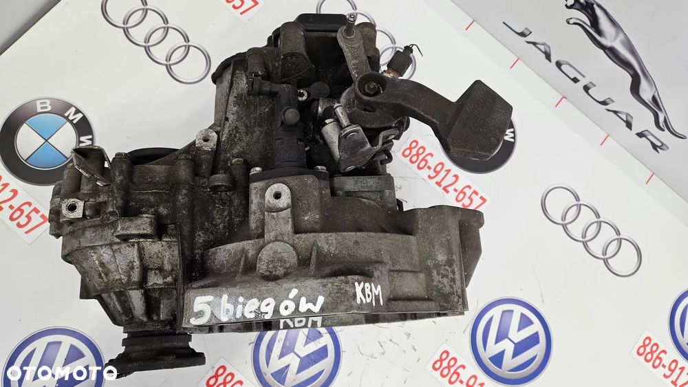 VW Passat B6 VW Golf V Manualna skrzynia biegów 5 BIEGÓW  KBM - 6