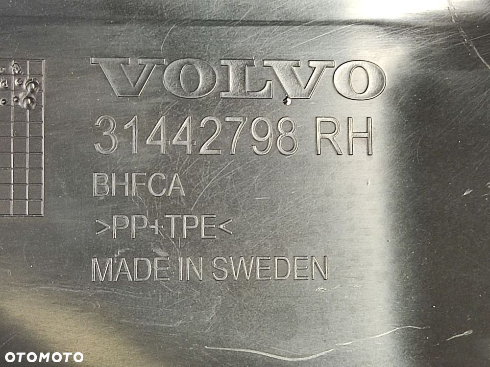 VOLVO XC40 17-21r Listwa Maskownica Błotnika Praw i Lewa - 5