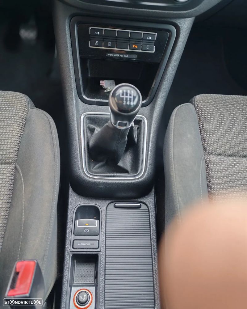 VW Sharan - 12
