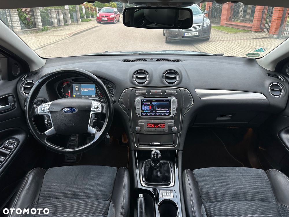 Ford Mondeo 2.0 TDCi Titanium - 15