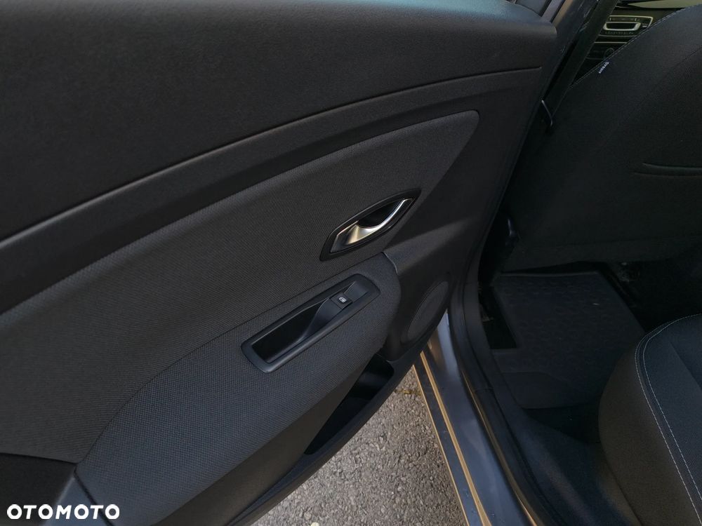 Renault Fluence 1.6 16V Color Edition - 20