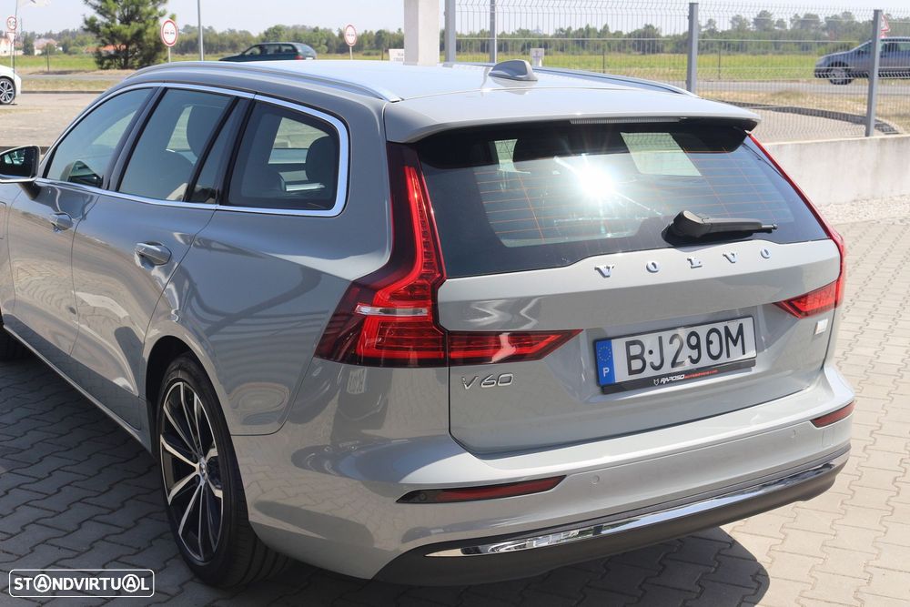 Volvo V60 2.0 T6 AWD TE Essential - 16