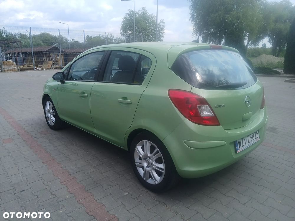Opel Corsa 1.4 16V Innovation 110 Jahre - 15