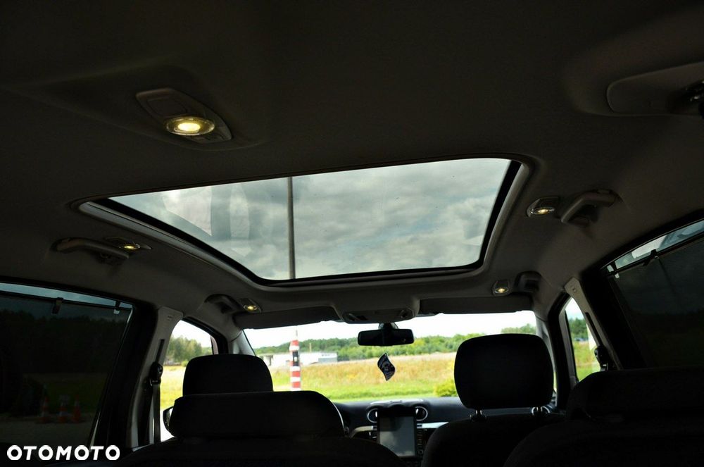 Ford S-Max - 14
