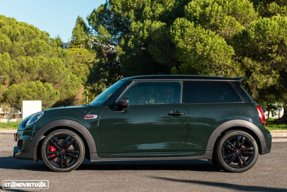 MINI 3 Portas John Cooper Works Auto Desportiva - 3