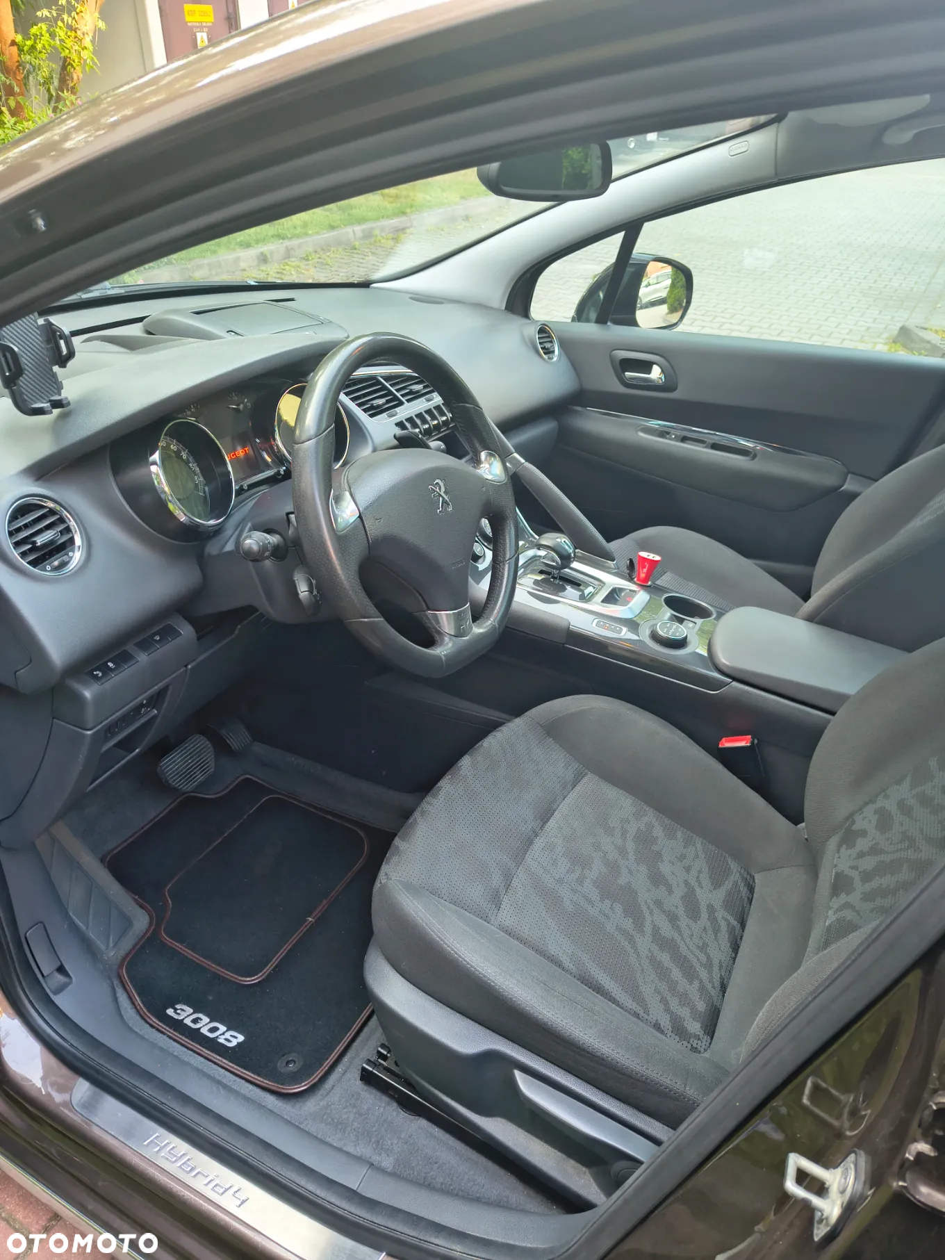 Peugeot 3008 2.0 HDi HYbrid4 - 10