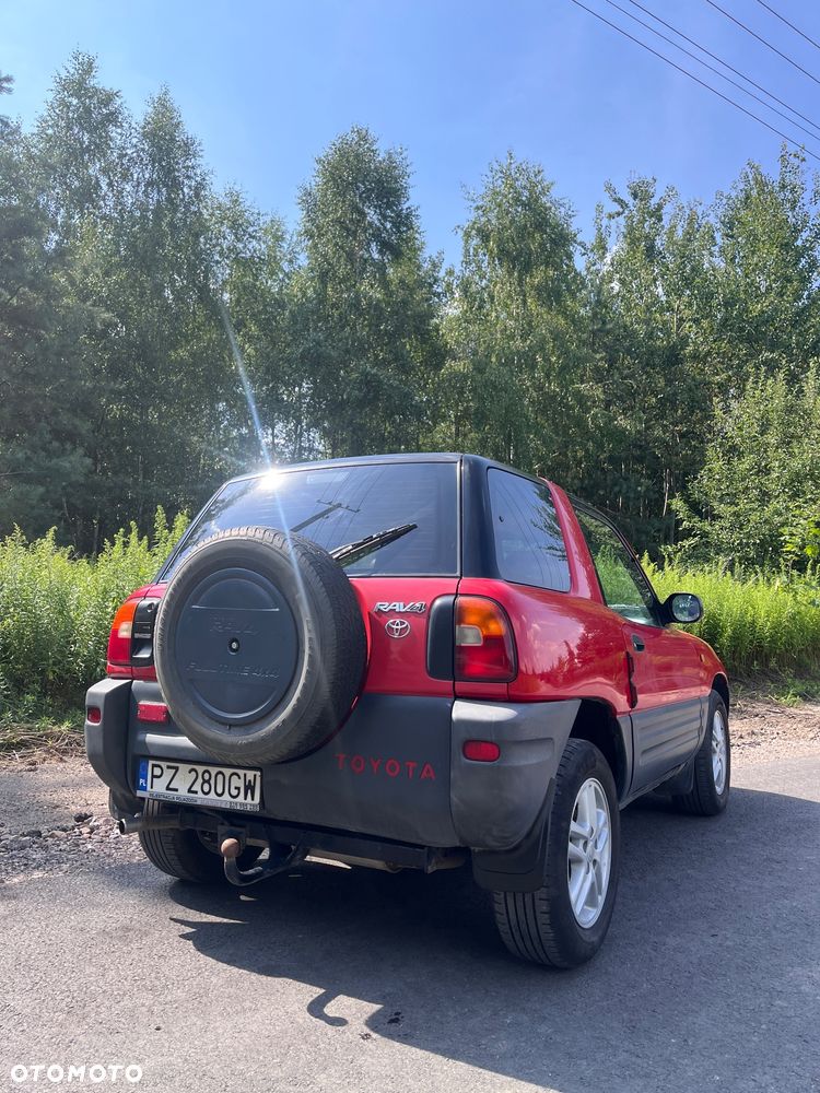 Toyota RAV4 2.0 - 3