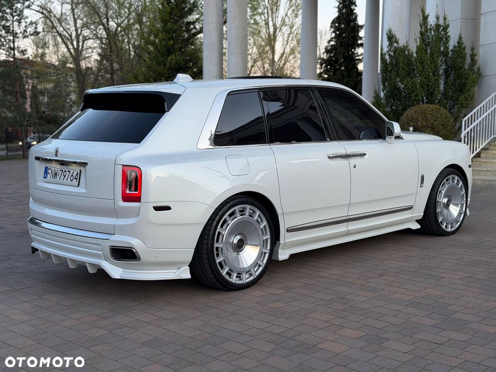Rolls-Royce Cullinan - 10