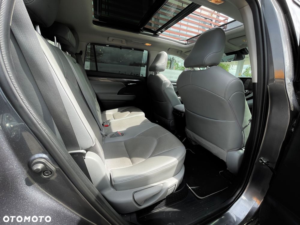 Toyota Highlander 2.5 Hybrid Executive - 19