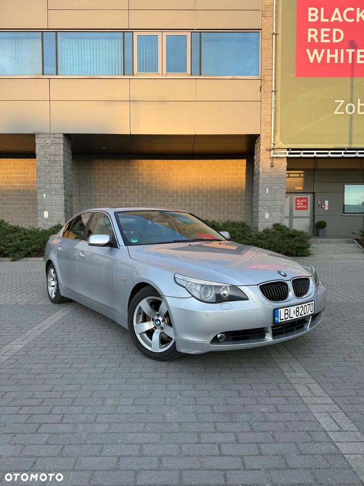 BMW Seria 5 525i - 1