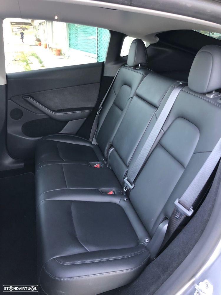 Tesla Model Y Long Range Tração Integral - 19