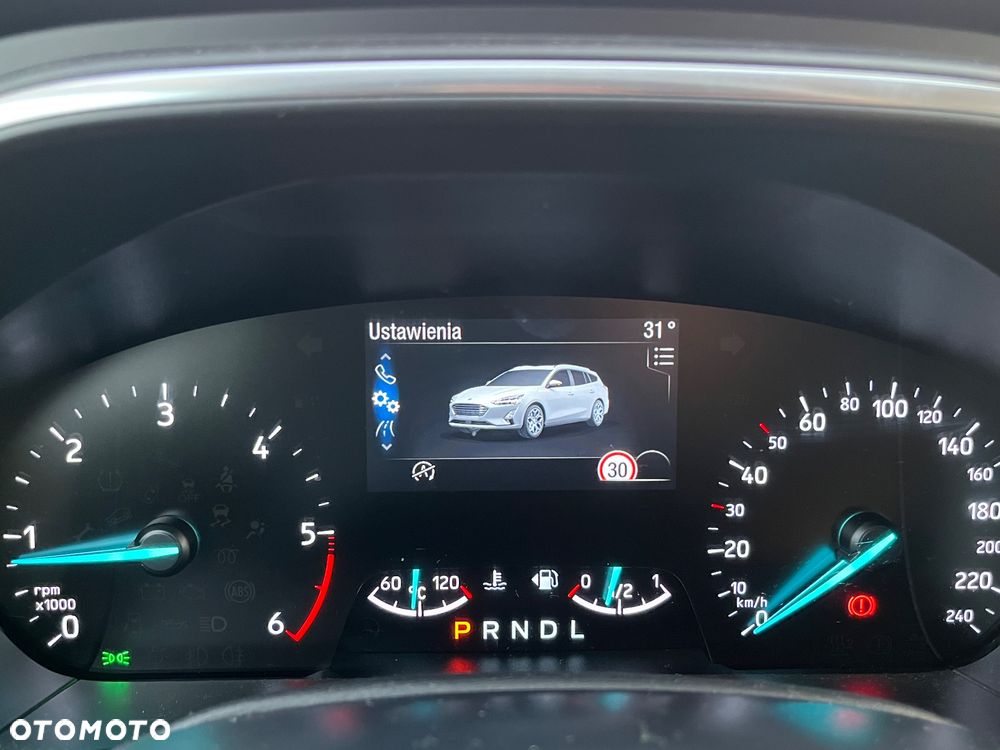 Ford Focus 2.0 EcoBlue Titanium - 12