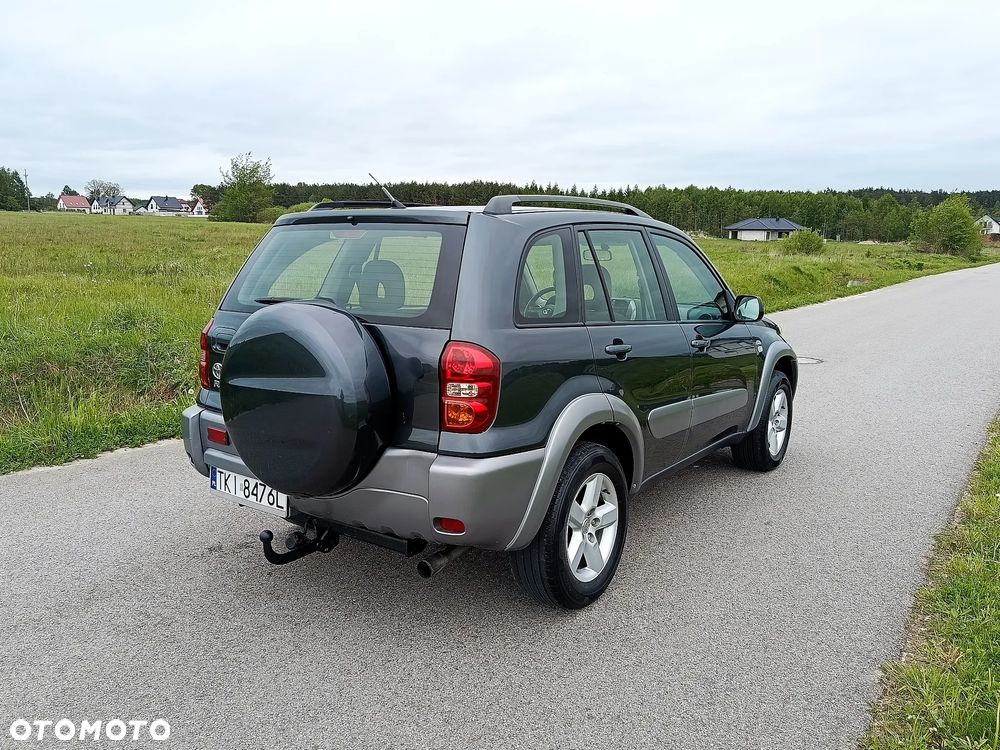 Toyota RAV4 D-4D 4x4 Edition - 24