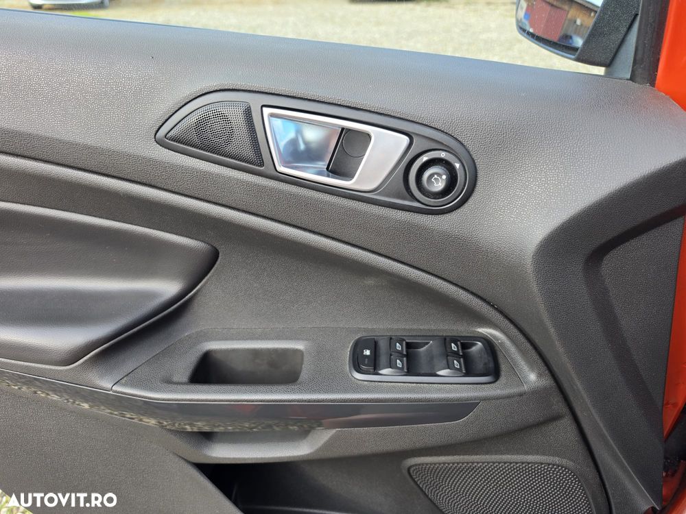 Ford EcoSport 1.0 EcoBoost Titanium - 9