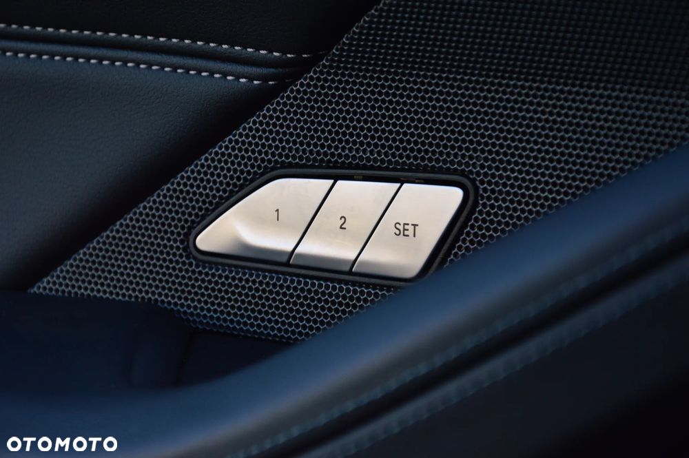 BMW M4 Competition M xDrive sport - 29