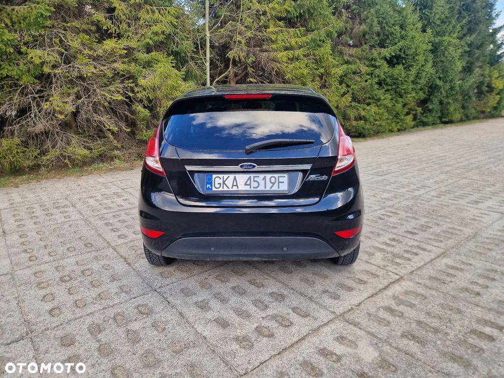 Ford Fiesta 1.6 TDCi Titanium - 12