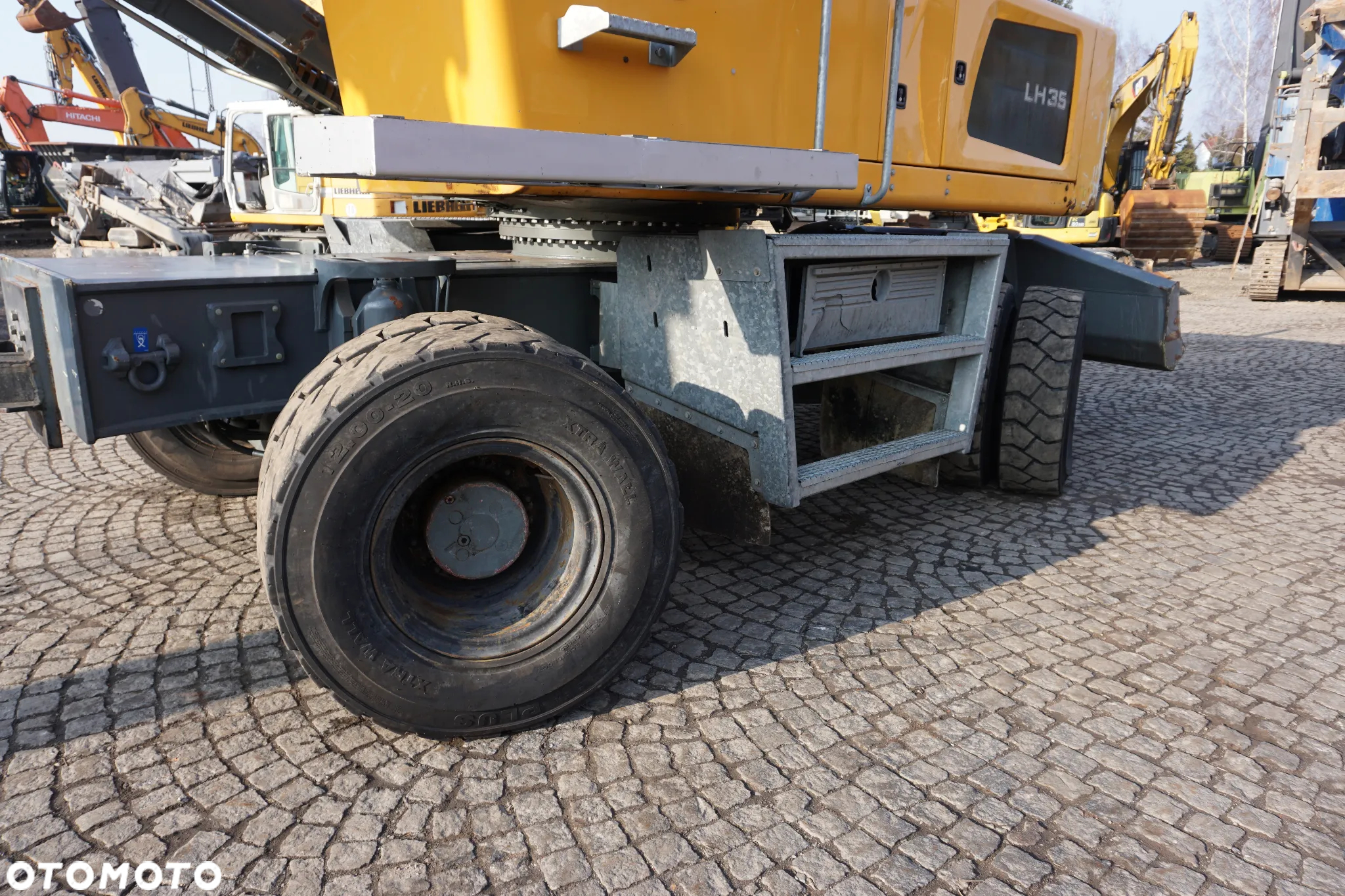 Liebherr LH 35 - 15