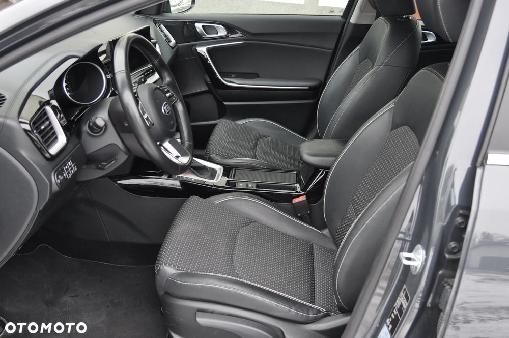 Kia XCeed 1.5 T-GDI OPF DCT7 (48V Mild Hybrid) SPIRIT - 12