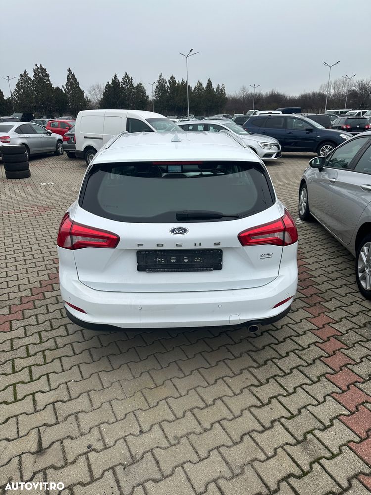 Ford Focus 1.5 EcoBlue Start-Stopp-System COOL&CONNECT - 5