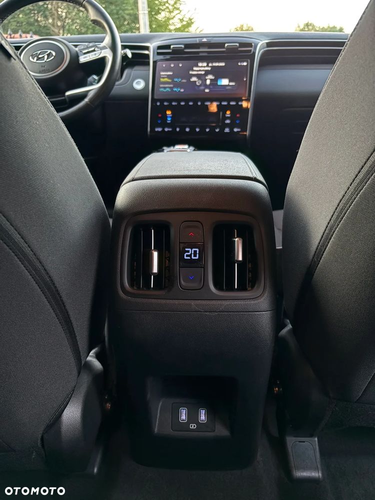 Hyundai Tucson 1.6 T-GDi HEV Executive 2WD - 10