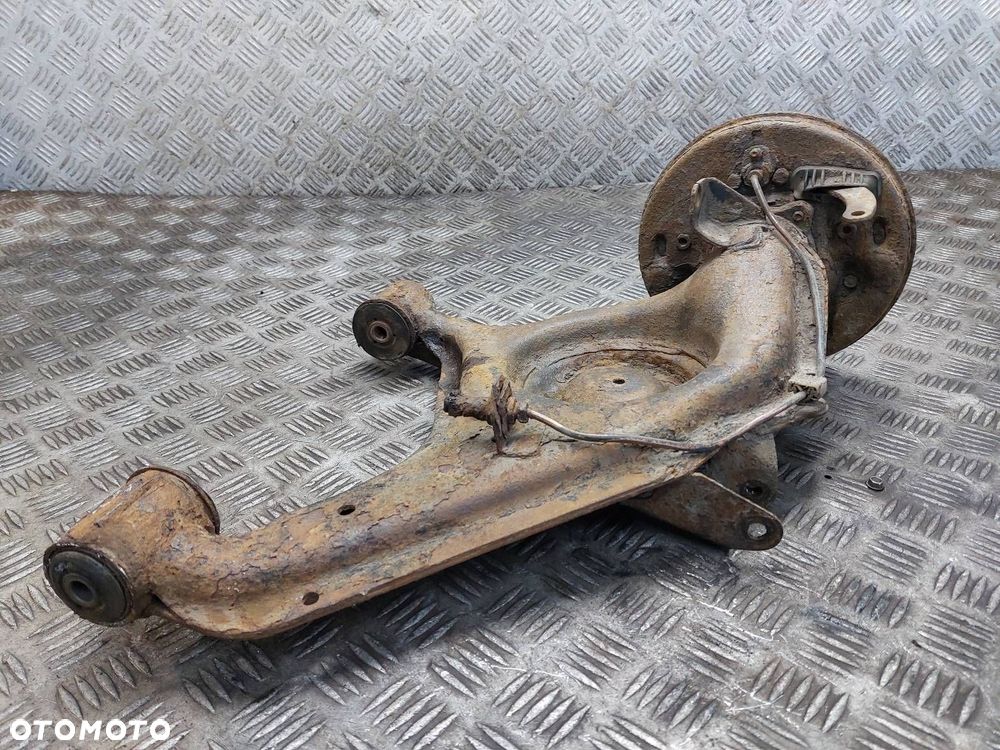 WAHACZ + PIASTA PRAWY TYŁ FIAT SEICENTO 900 - 2