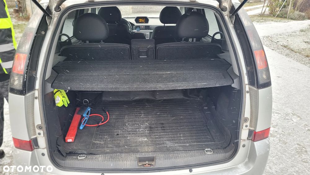 Opel Meriva 1.6 16V Cosmo - 8